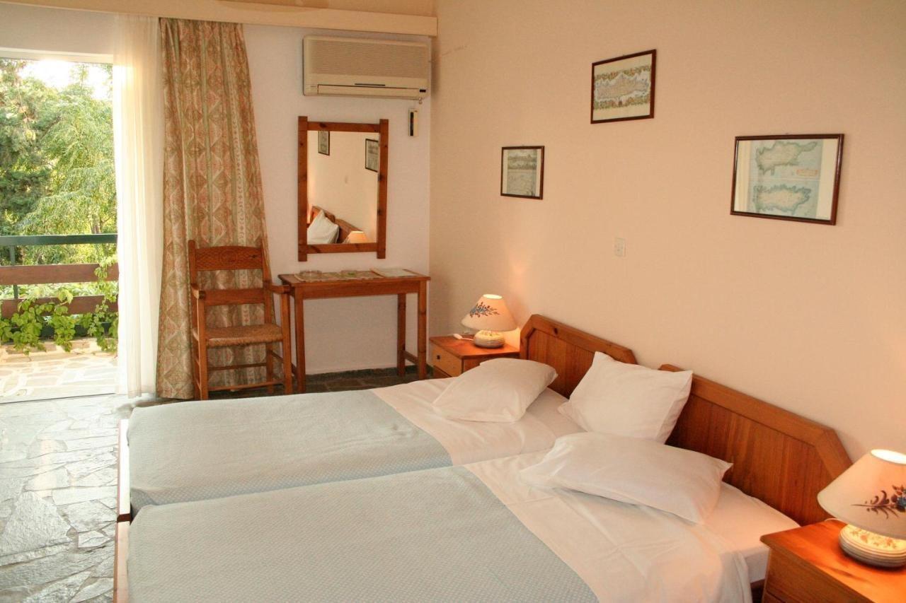 Sunningdale Hotel Agia Galini Екстериор снимка