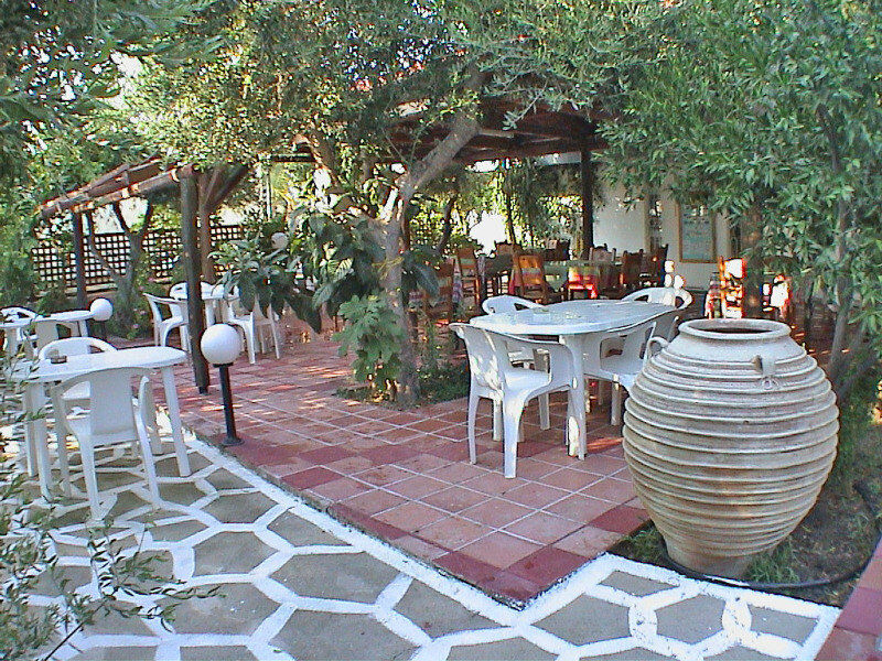 Sunningdale Hotel Agia Galini Екстериор снимка